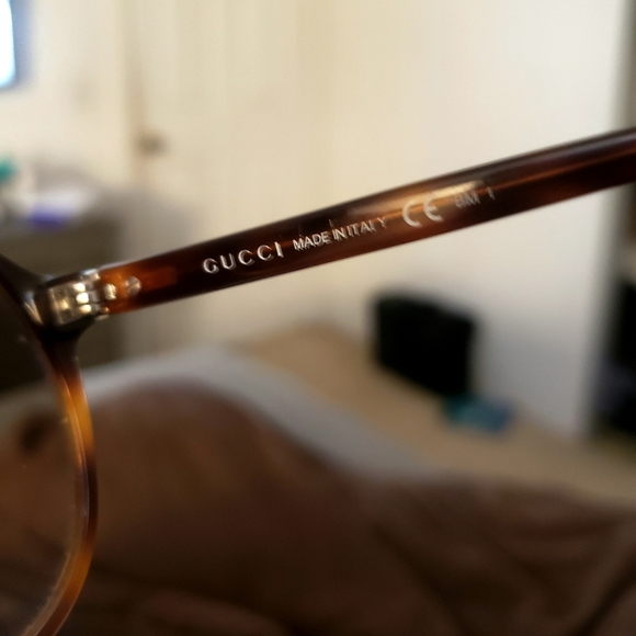 Authentic Gucci Aviators - Picture 5 of 7